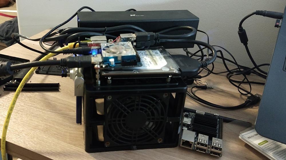 Figure 23 - All powered up and to the right of the server, the ODROID-C2 I use as my media player with my bedroom TV