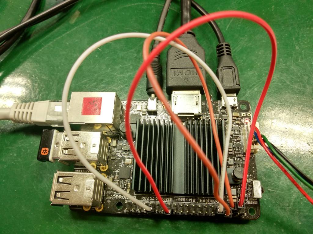 Figure 2 - wire connection for three daisy-chained UART ports